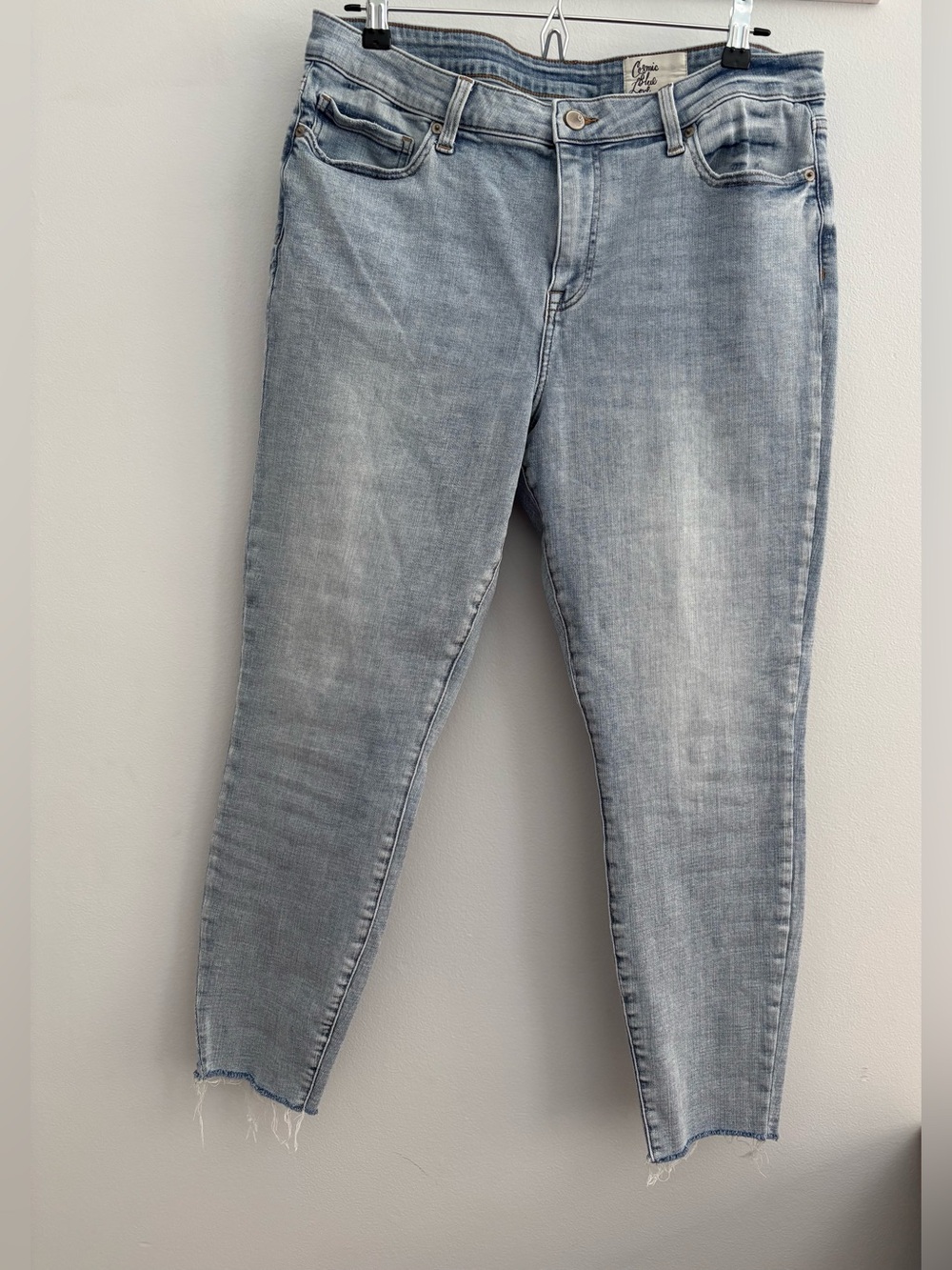 Cosmic Blue Love Women's Light Blue Stretchy Ankle Jeans Size:33